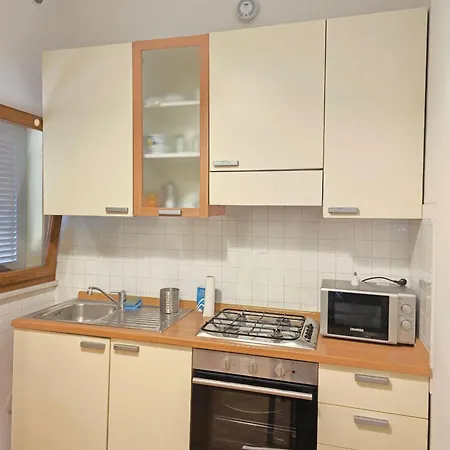 Luisina 78 Only Adults * 비아레지오