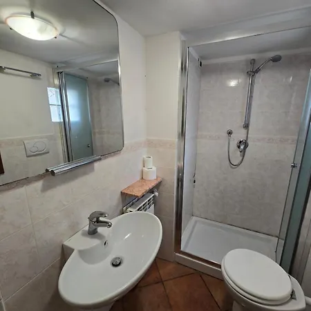 Luisina 78 Only Adults * 비아레지오