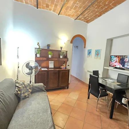 Semesterbostad Luisina 78 Only Adults Viareggio