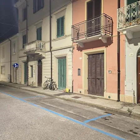 Luisina 78 Only Adults Semesterbostad Viareggio